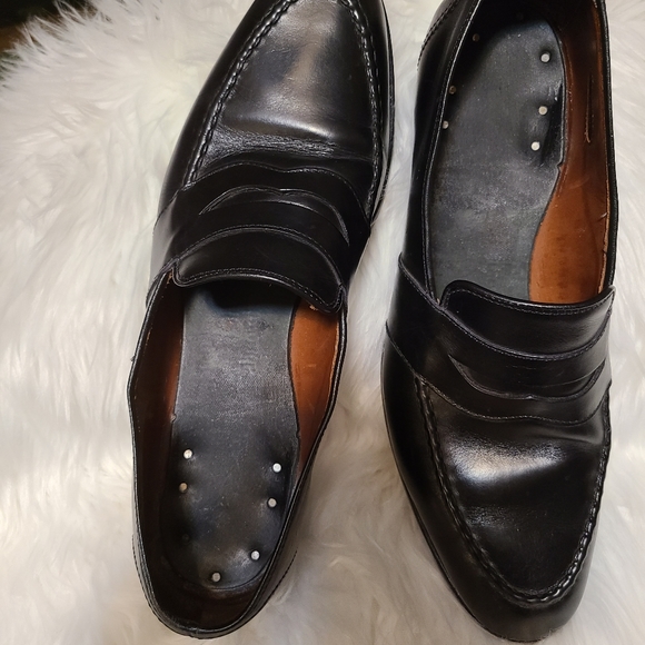 Allen Edmonds Randolph Penny Loafer - Black main image 9